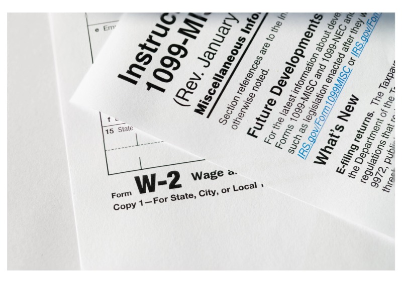 What’s The Last Date For Employers To Send Out W-2 Forms to Redding Employees?